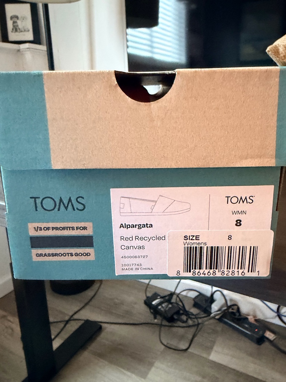 NWT TOMS Alpargata Red Recycled Canvas Slip On Flats Womens 8 - Picture 2 of 5